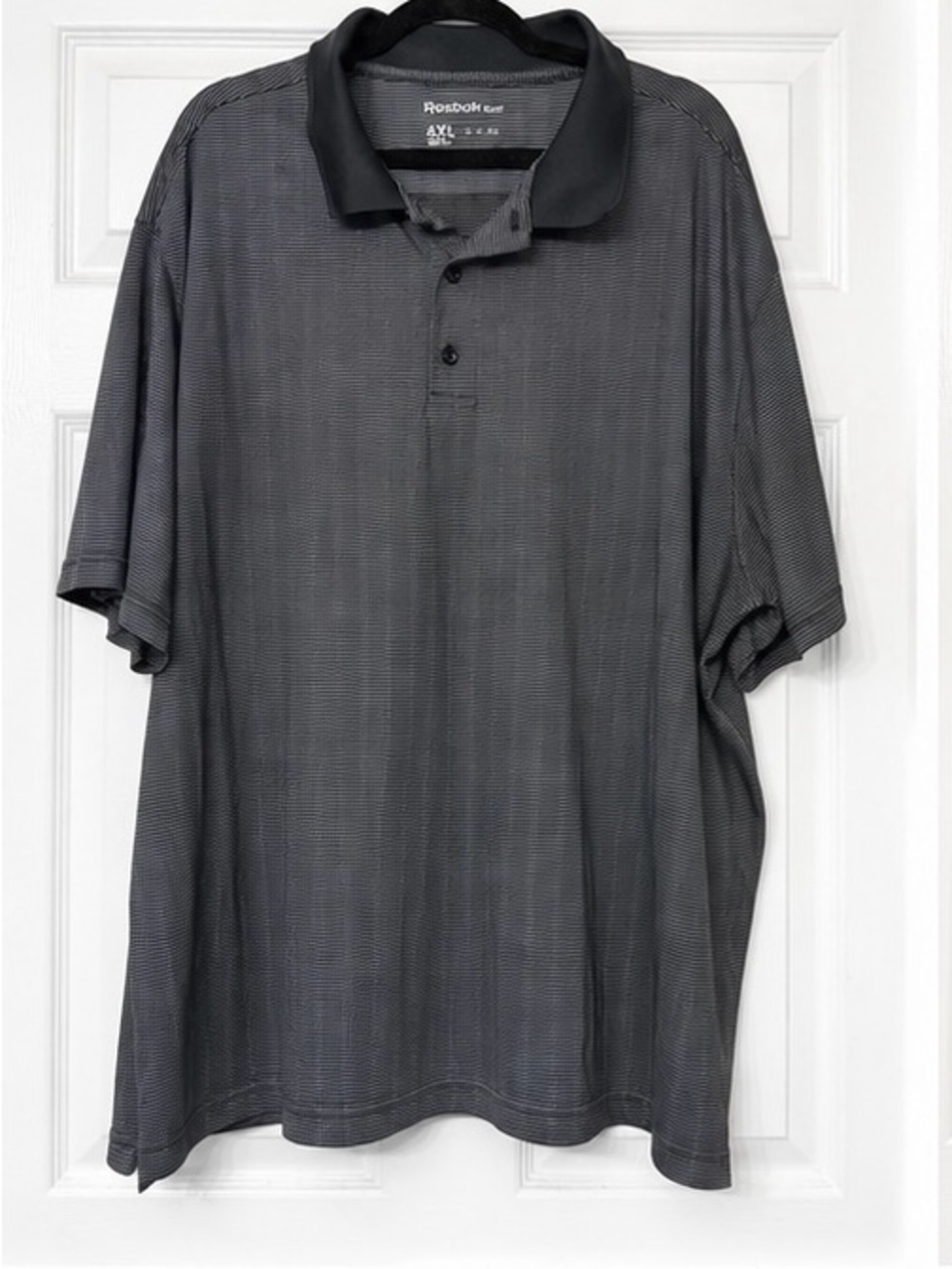 Reebok Men’s Gray Textured Polo with Black Collar